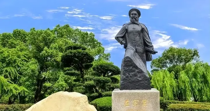 光绪六年，左宗棠给皇帝交了一份特殊作业：种树150万棵