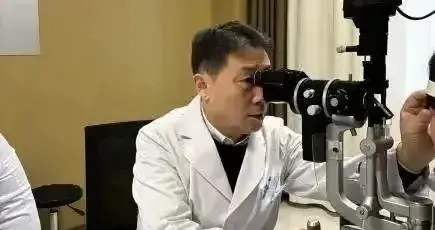 毁三观！医院院长猥亵女销售，真容曝光，妻子辩解：没把握好分寸