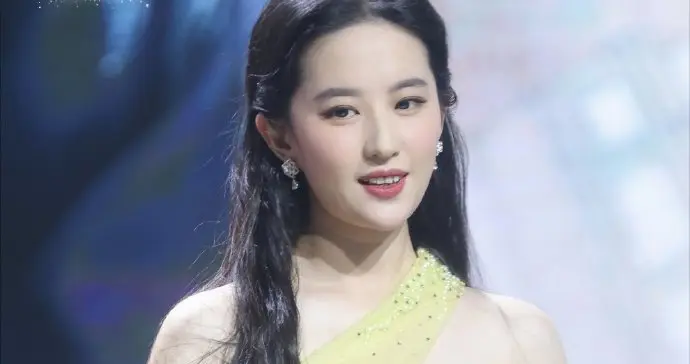 刘亦菲超美造型回顾