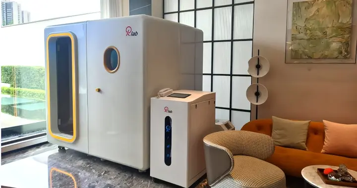 上海又现排队热，抢完豪宅抢“青春舱”，媒体：沪上富豪赚翻了