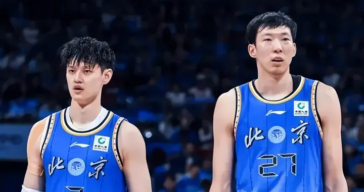 北京队休赛期拼命引援，兵强马壮还买人，杨鸣：还让人活不？