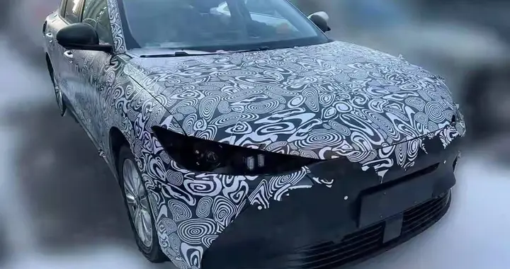 奇瑞艾瑞泽7回归，路试车首曝光，预计四季度上市！