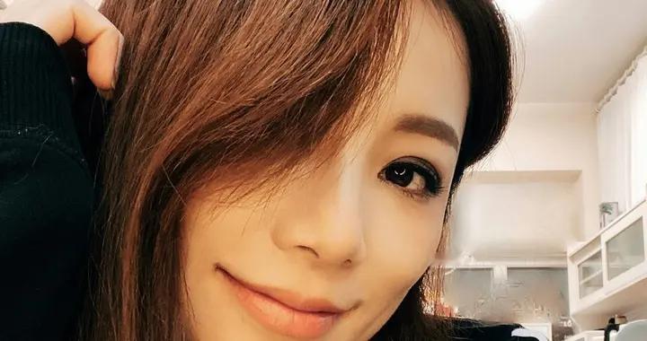 武打女星杨梓菁战胜甲状腺危机！停药瞬间激动落泪，曾眼凸险失明