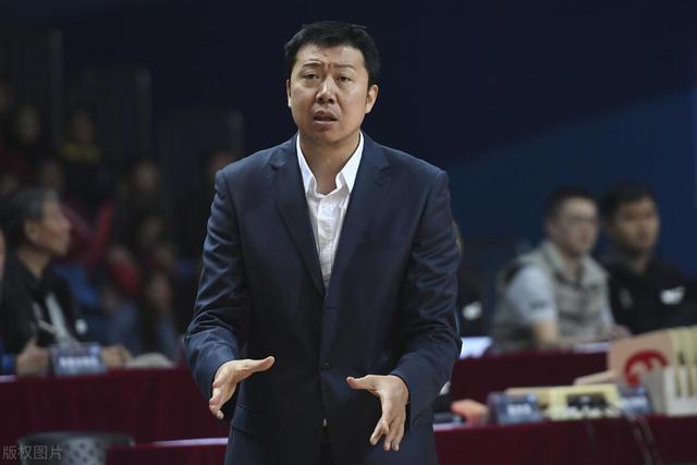杨瀚森去NBA打球，到底差距是什么？王治郅一席话戳中要害