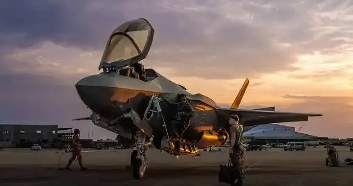 美军突然在太平洋“复活”二战机场，到底在怕什么？