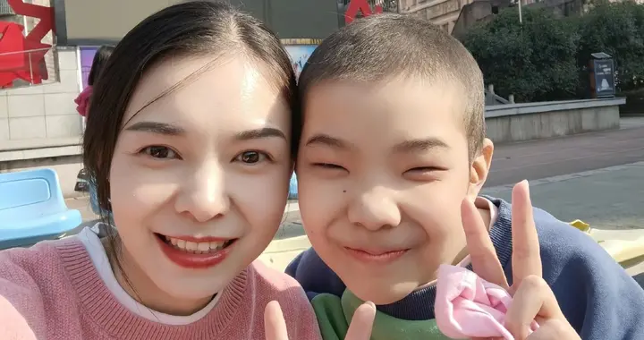 看哭了！女儿临终前喊痛喂下药后，妈妈自责是自己“害死了”女儿