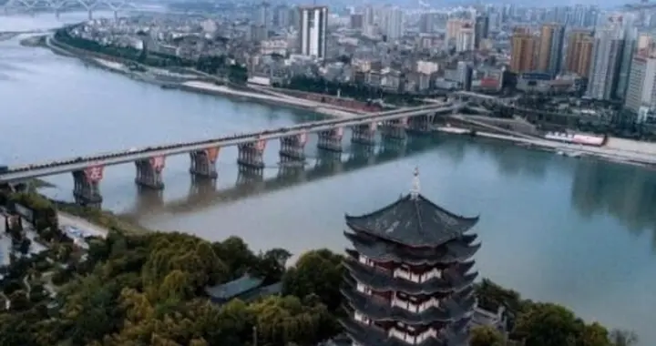 王鼎钧回忆 关山夺路 九