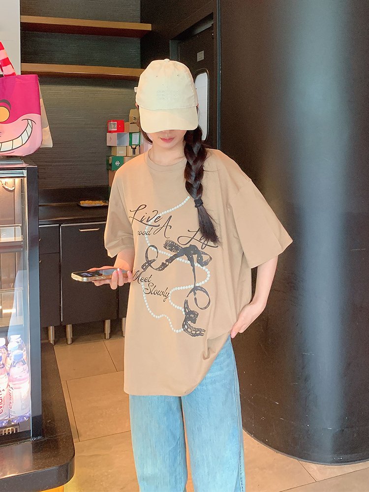 Ootd | 一件很衬肤色的卡其色T恤