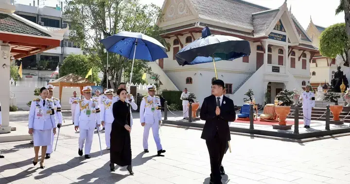 泰国王子提帮功慰问泰柬边境执勤受伤士兵