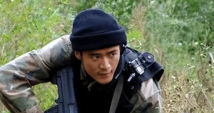 他28岁跳楼身亡，离开前顶楼徘徊3小时，留17字感人遗言告别人间