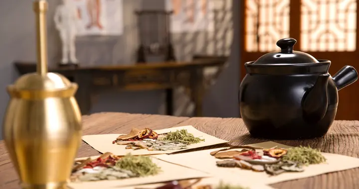 讲故事：水肿、眼袋重、黑眼圈？千年古方“仙术汤”来帮忙