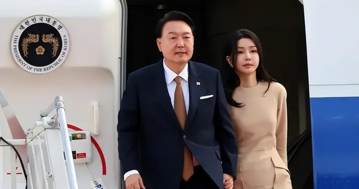 万万没想到，尹锡悦被判无罪，金建希肠子都悔青了：我失去了一切