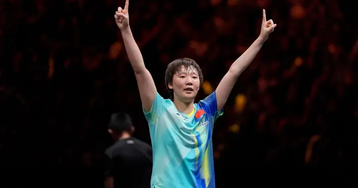 大满贯收官！国乒奖金排名：王曼昱95万，周启豪第二，莎莎太意外