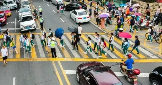 如何提升公安基层民警媒介素养？