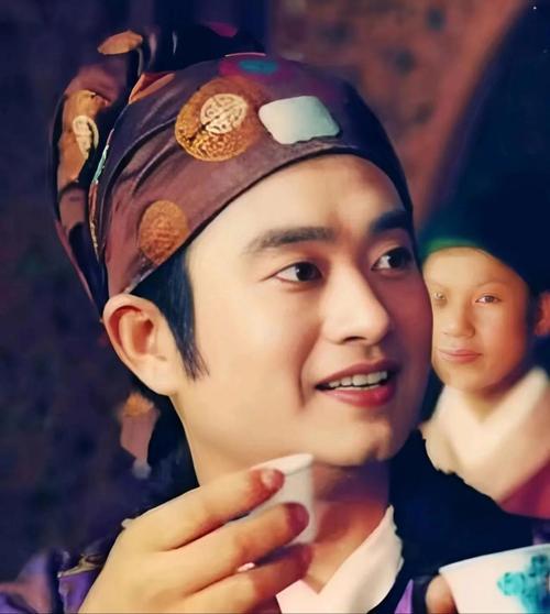 薛蟠为何搞不定夏金桂8？薛蟠与夏金桂婚姻关系的分析与启示