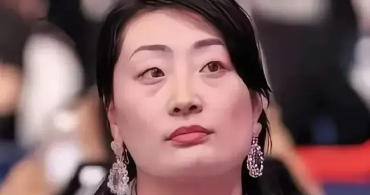 彻底乱了，宗泽后全面对打宗馥莉，落井下石，给亲侄女摆“擂台”