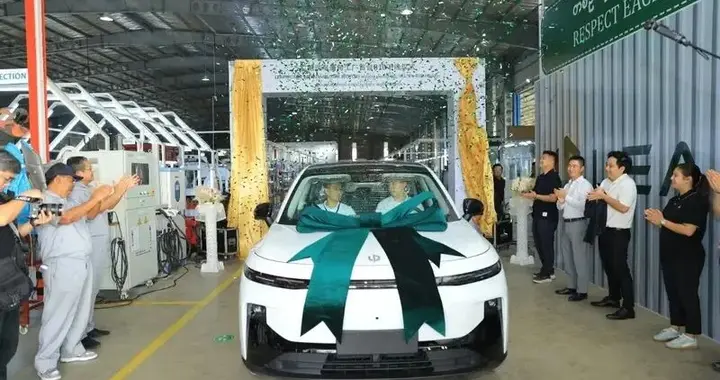 每天车闻：零跑缅甸工厂首台B10下线