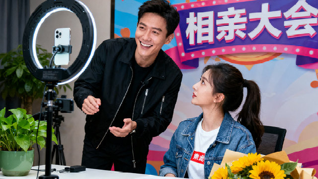 上个月，伊对App的母公司米连科技正式向港交所递交招股书，揭开了在线相...