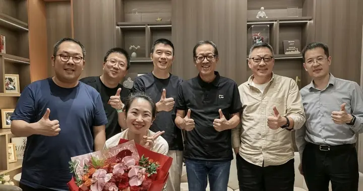 时间给出答案：俞敏洪拒绝流量诱惑，以远见谋企业长远