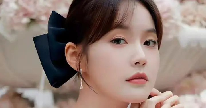 张佳宁：恬静的“剧抛脸”，清清爽爽的女演员