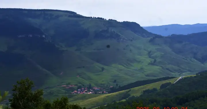 山花浪漫——然台山穿越五龙壑大环线
