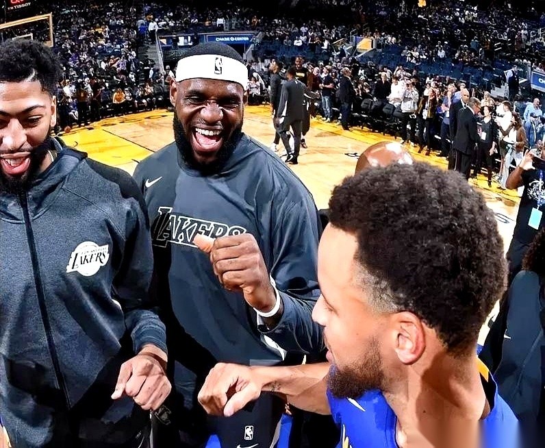 41岁的勒布朗·詹姆斯，按下了整个NBA的暂停键。 他撂下一句话，这周...