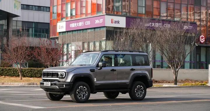 BJ40燃油小白友好指南：这些设计让越野零门槛