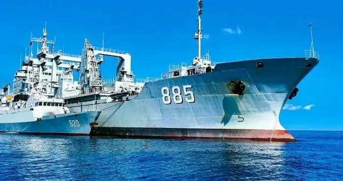 你觉得中国海军需要多少艘远洋补给舰才够用？