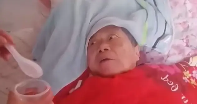 湖北80岁老人死而复生后续：正在办丧事，在地上躺两天，身体发热