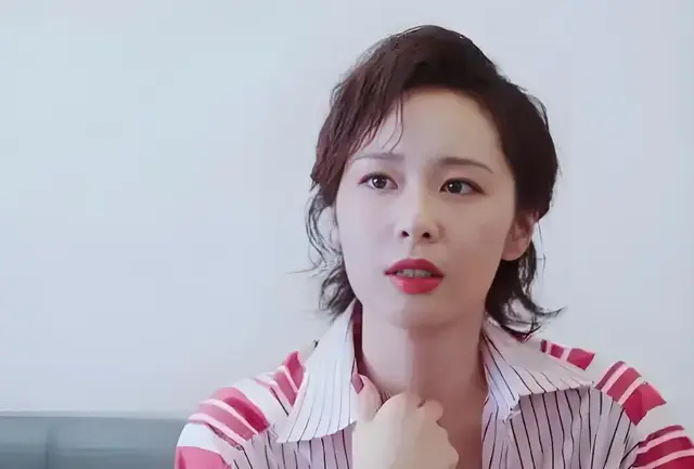 《亲爱的仇敌》高叶打了多少中年女演员的脸？给你们看看啥叫女人