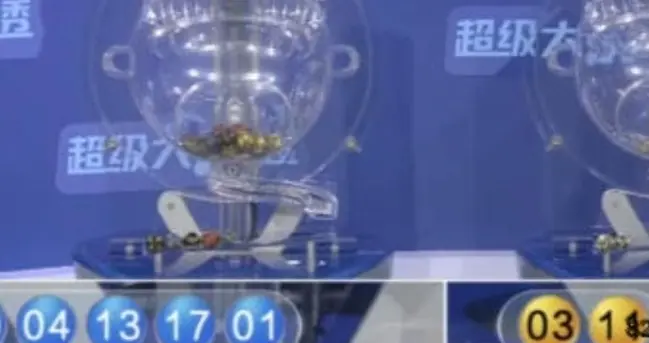 前区:龙头凤尾无缝衔接，后区:双跨偶和概率回补