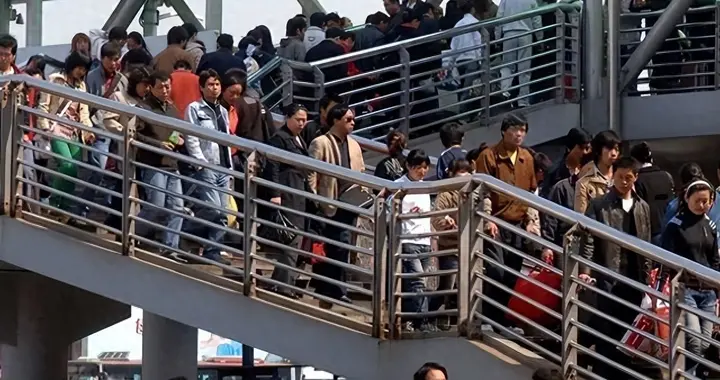 中国人口流向新格局：东部沿海仍强，中西部城市悄然崛起！