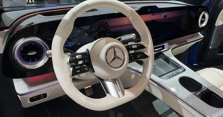 奔驰实体按键全面回归！数据证明物理操控更受用户青睐