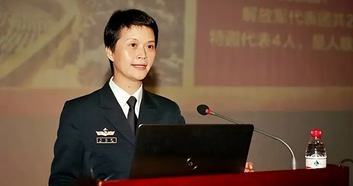 放弃华为百万年薪待遇，34岁高龄参军入伍，如今成为国家栋梁之材