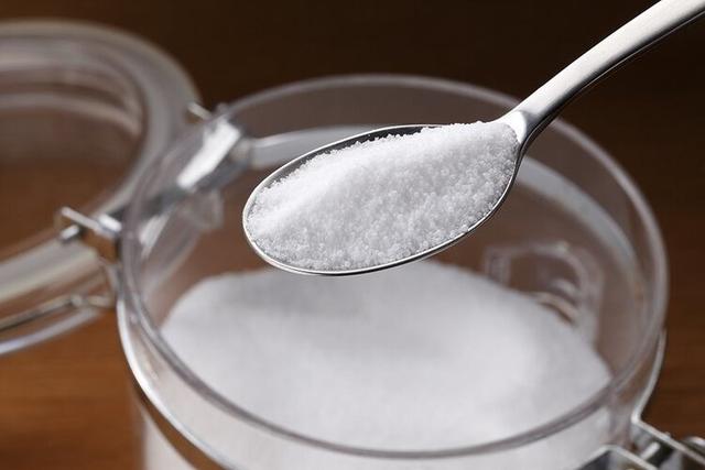 北大研究：盐一换，每年少死100万人，吃低钠盐全因死亡显著减少