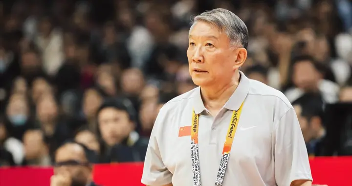 2+2+1+1+2！中国女篮86-76南苏丹，她最失意：状态下滑 伤病成疑？