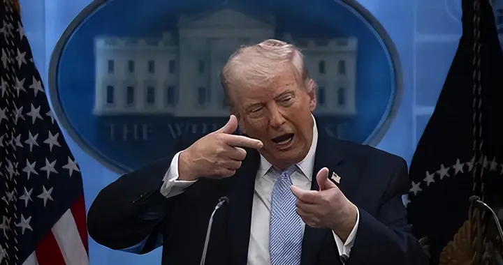 单程决死突击！伊朗飞行员壮烈牺牲，炸翻美司令部，换掉3架美机