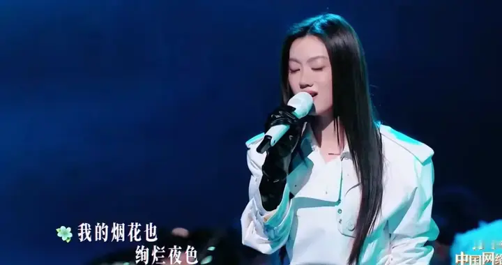 真唱假唱？《2026网络视听盛宴》单依纯、周深全开麦唱功惊艳！