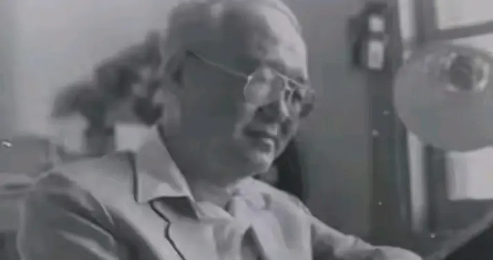 102岁"传奇区长"谢幕！潜伏台湾、建厦门，网友听了都要竖大拇指