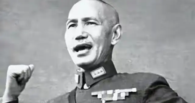 36年西安事变后，蒋介石被释放，刚下飞机就向戴笠下达了两项指令