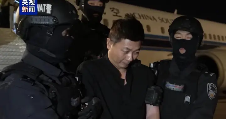 反诈博主"微剑"家属再发声：被迫签署谅解书，俩彪形大汉上门施压