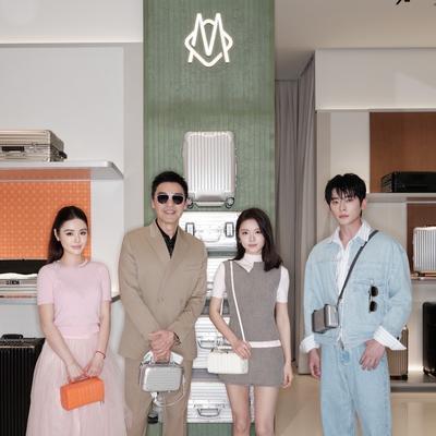 涅槃重生见墨鸦：钟镇涛带女儿现身活动，同