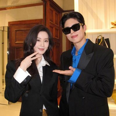 咸蛋小姐1：今天刘诗诗在出席时尚活动的时