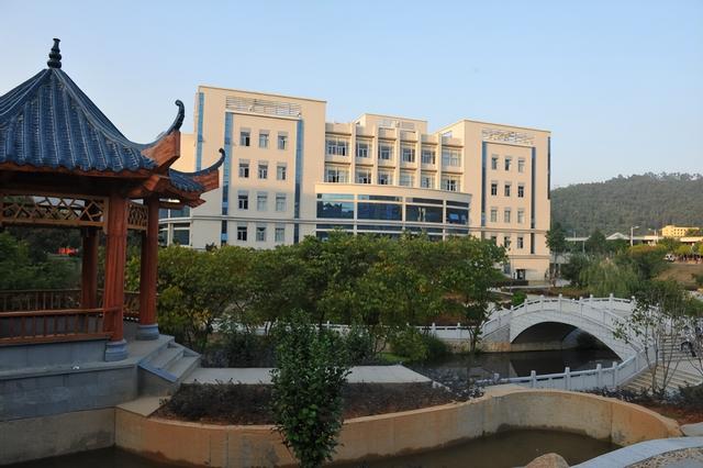 三明学院，能否更名为“海西大学”？