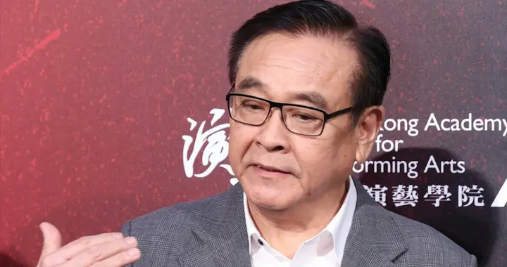 陪玩陪睡只是皮毛！继片场强吻后，尔冬升再曝猛料 男艺人也不放过