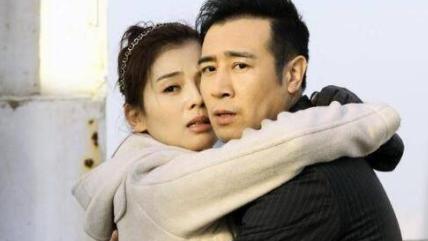 清猗：刘涛吻戏刚碰上于和伟，立刻被烟味呛