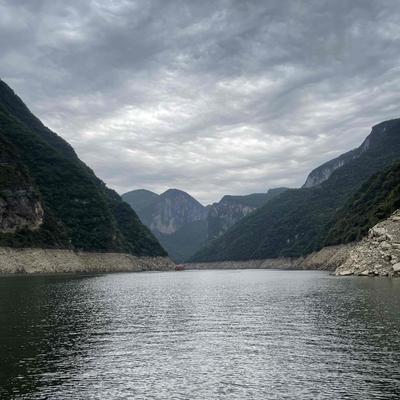 红醋栗：，有哪些地方值得一玩