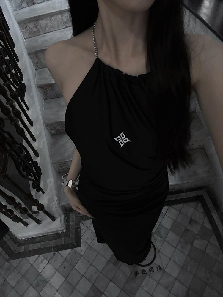 年会礼服高端轻奢小众订婚晨袍