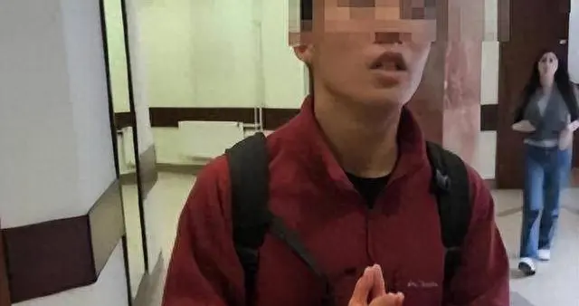 陈某被校方开除遣返只是开始，军媒发声，这类思想的不止一个