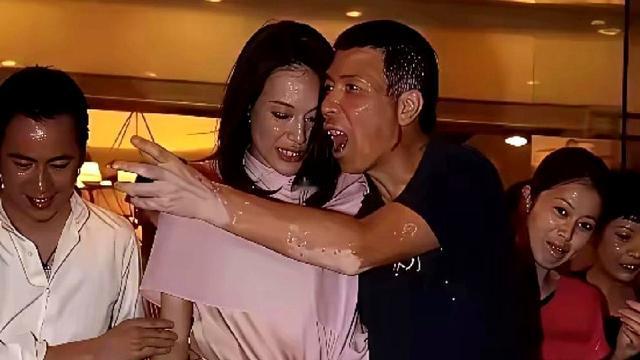 乐观生活家：全网都在笑冯小刚对赌失败。我